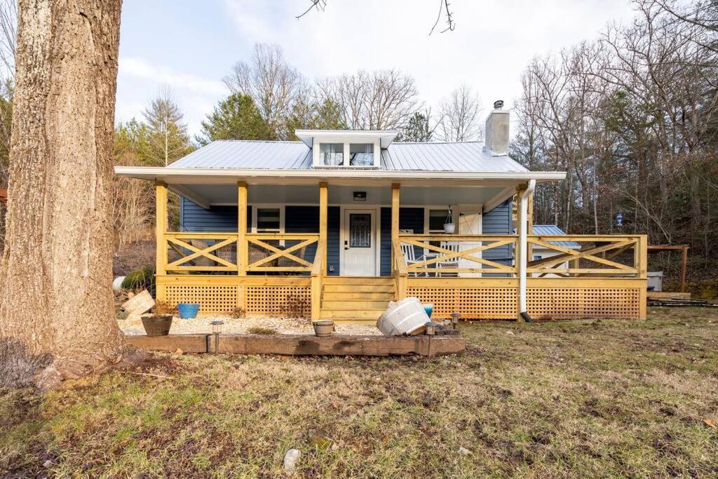 Riverside Relaxer W/Hot Tub+Fire Pit +Wifi & View Franklin Exterior foto