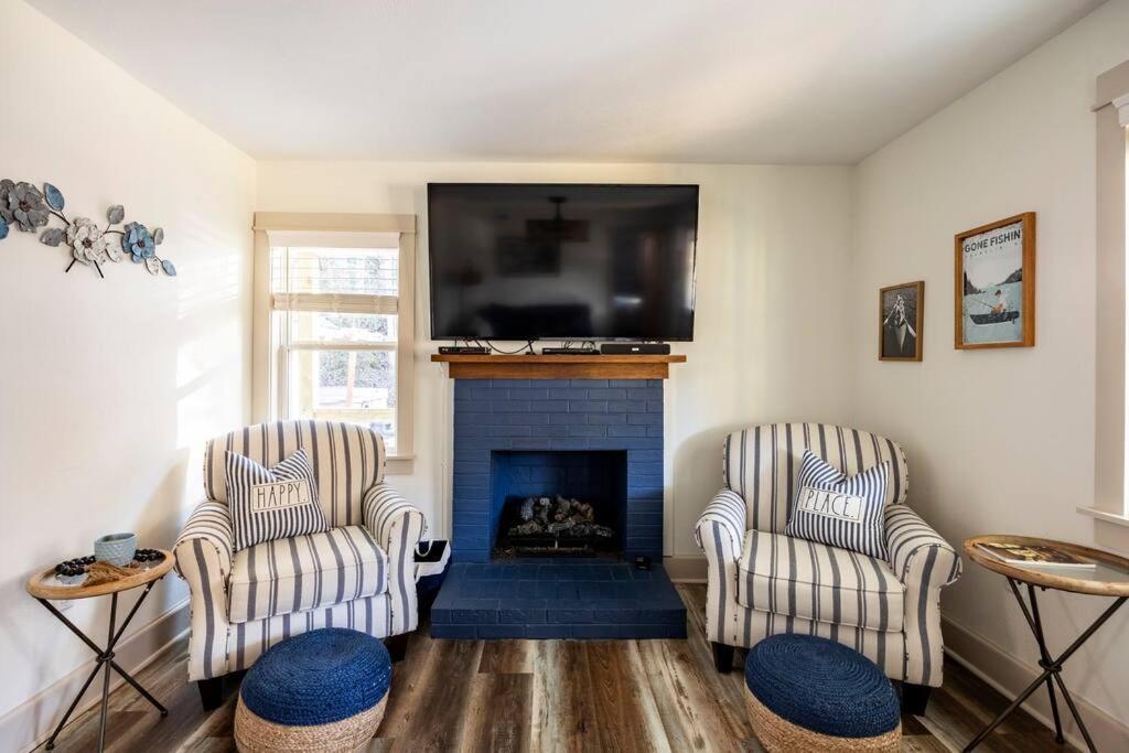 Riverside Relaxer W/Hot Tub+Fire Pit +Wifi & View Franklin Exterior foto