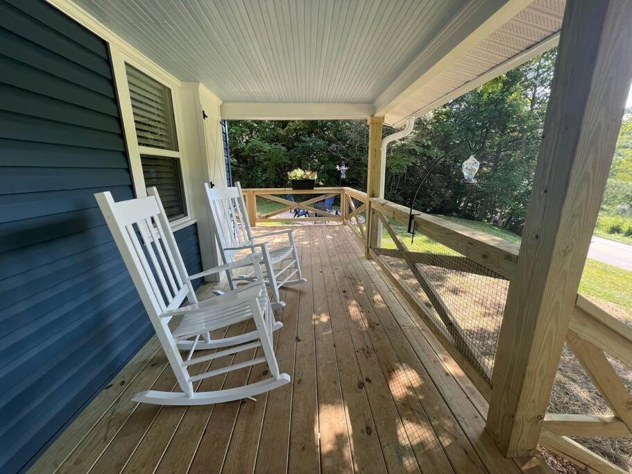 Riverside Relaxer W/Hot Tub+Fire Pit +Wifi & View Franklin Exterior foto
