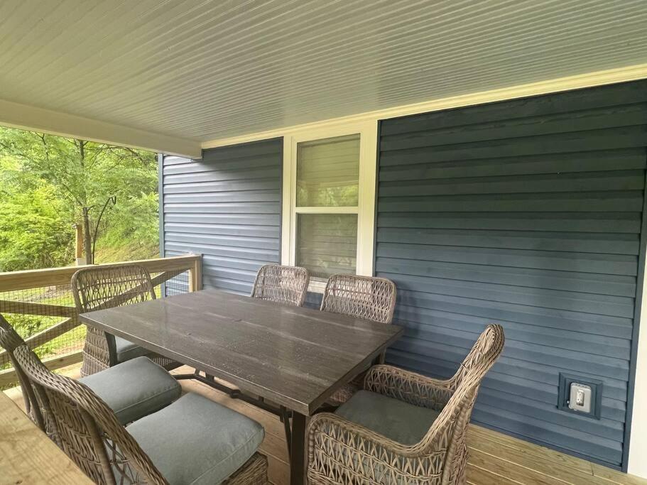 Riverside Relaxer W/Hot Tub+Fire Pit +Wifi & View Franklin Exterior foto